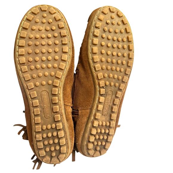 Minnetonka Women’s Suede Fringe Moccasin Boots Brown Size 7/7.5 - Picture 8 of 10